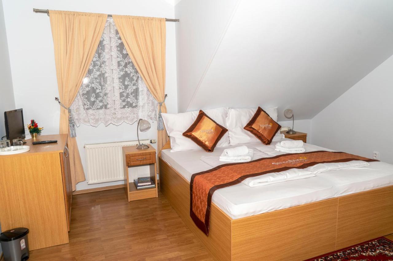 Sunshine Pension Karlsbad Exterior foto